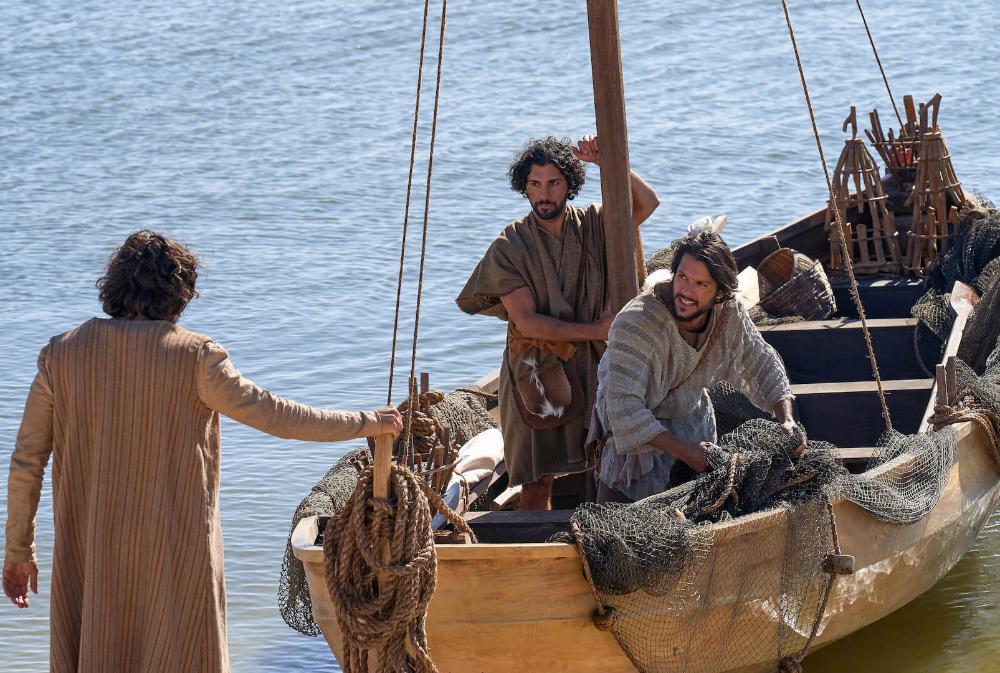 Jeesus ja opetuslapsia veneessä.